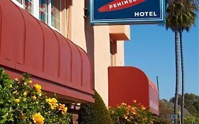 Bay Shores Peninsula Hotel